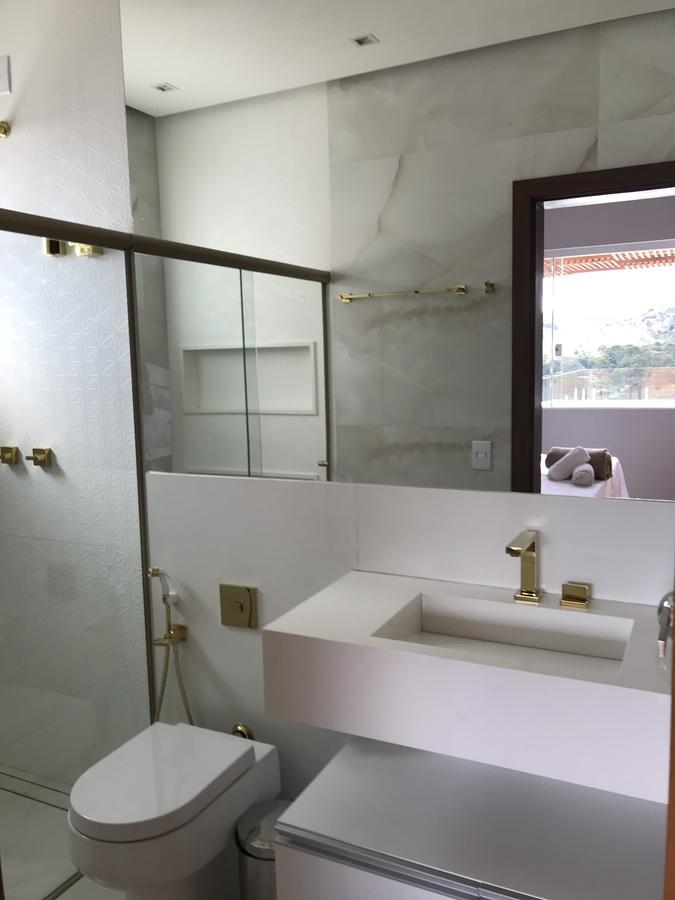 Suites De Luxo Paraiso De Minas Escarpas กาปีตอลิโอ ภายนอก รูปภาพ
