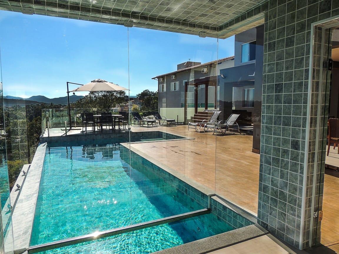 Suites De Luxo Paraiso De Minas Escarpas กาปีตอลิโอ ภายนอก รูปภาพ